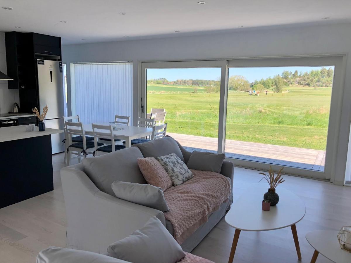 Kiladalens Golf & Lodge Нюшьопинг Екстериор снимка