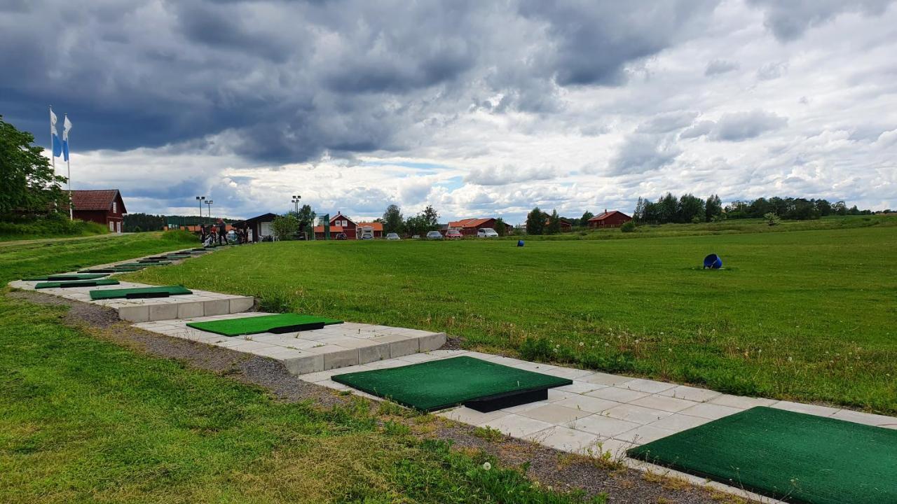 Kiladalens Golf & Lodge Нюшьопинг Екстериор снимка
